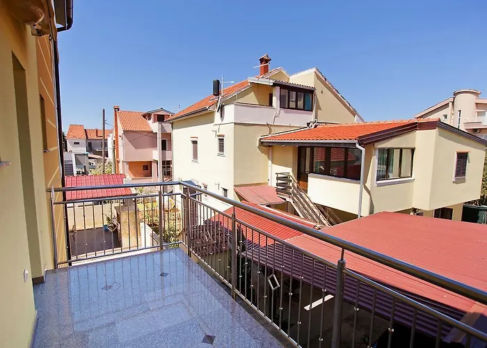 Apartment Zadar Diklo Borik Vir