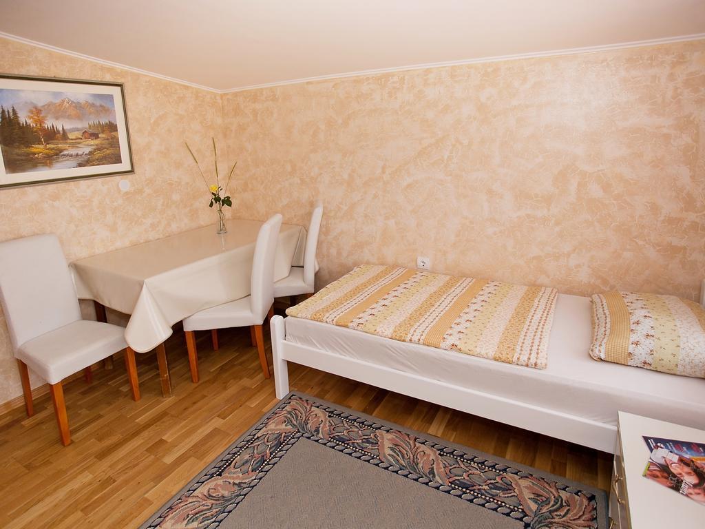 Diklo Borik Vir Apartma Zadar